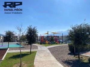 Casa en venta, fraccionamiento Vista Real, Génova; Escobedo, Nuevo Leon