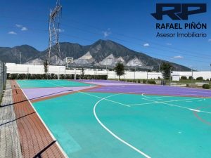 Casa en venta, fraccionamiento Vista Real, Praga; Escobedo, Nuevo León